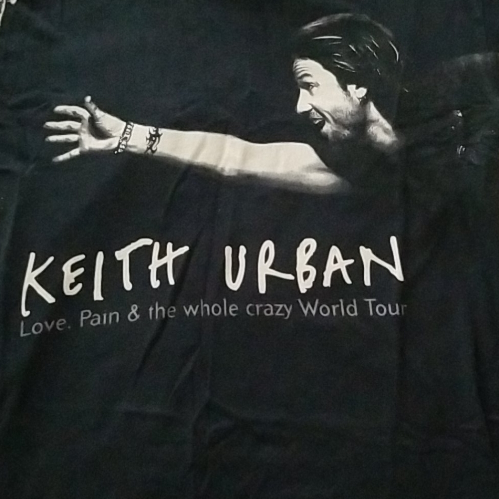 Keith Urban tee shirt